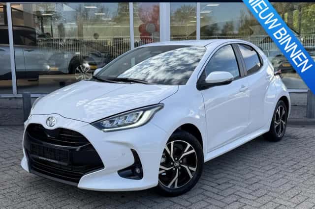 Toyota Yaris (2026) thumbnail 1