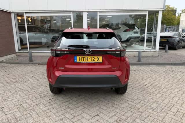 Toyota Yaris Cross (2025) thumbnail 6