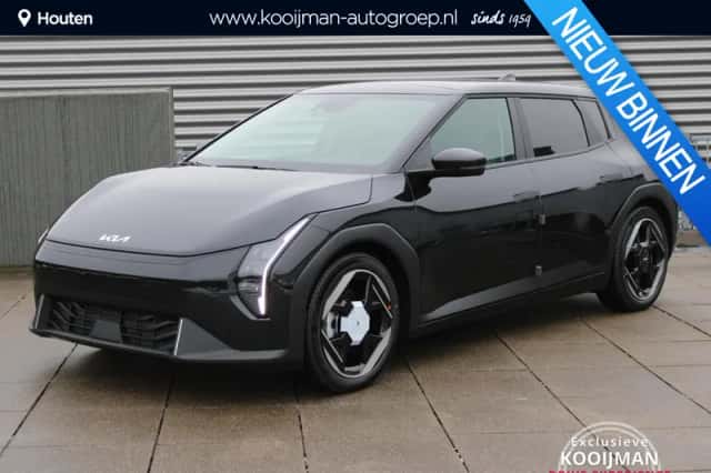 Kia EV4 (2026) thumbnail 1