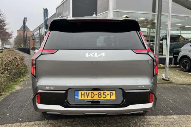 Kia EV9 (2025) thumbnail 6