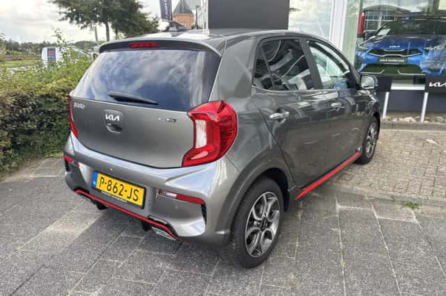 Kia Picanto (2022) thumbnail 3