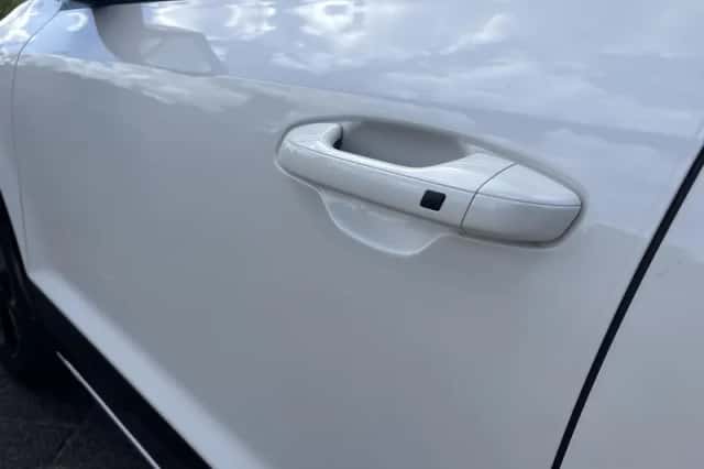 Kia Niro EV (2022) thumbnail 4