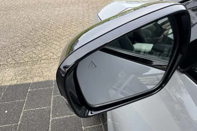 Kia EV4 (2026) thumbnail 2