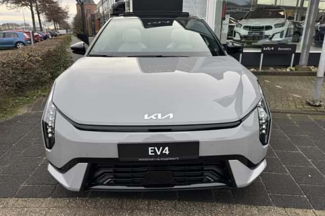 Kia EV4 (2026) thumbnail 3