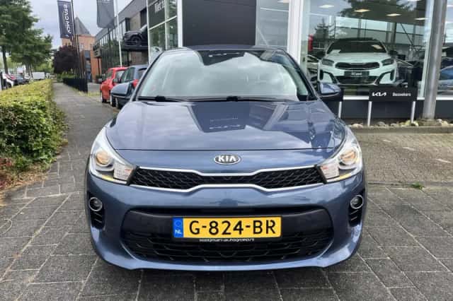 Kia Rio (2019) thumbnail 2