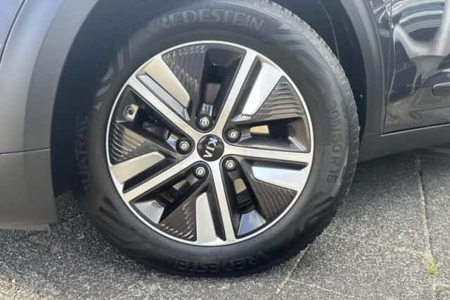 Kia Niro (2020) thumbnail 2