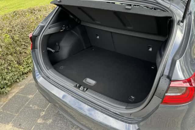 Kia Ceed (2024) thumbnail 5