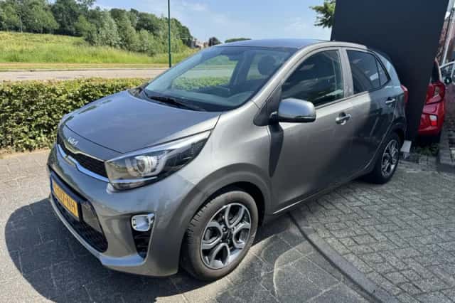 Kia Picanto (2023) thumbnail 4