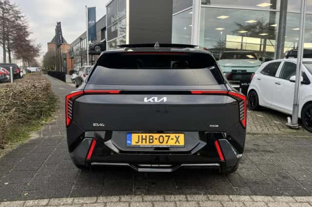 Kia EV4 (2025) thumbnail 5