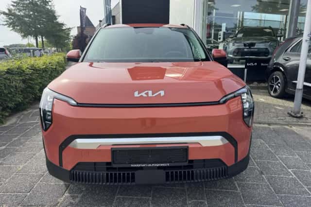 Kia EV3 (2026) thumbnail 3