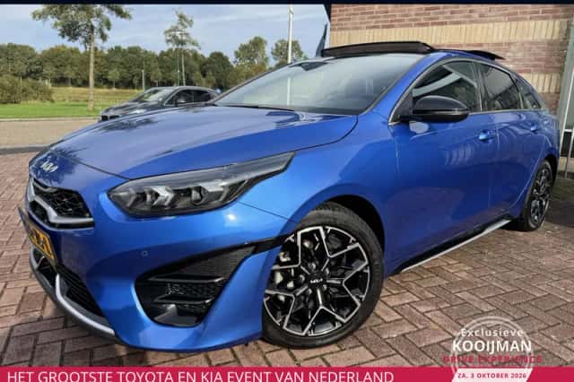 Kia ProCeed (2024) thumbnail 1