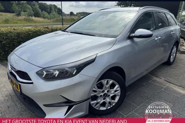 Kia Ceed (2022) thumbnail 1