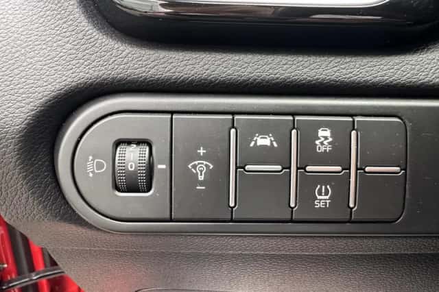 Kia ProCeed (2021) thumbnail 4