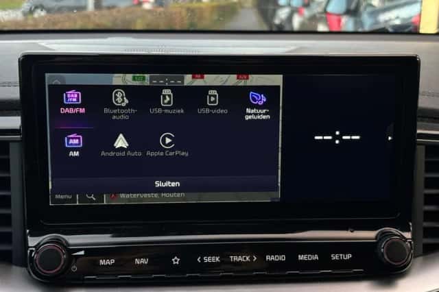 Kia Ceed (2024) thumbnail 2