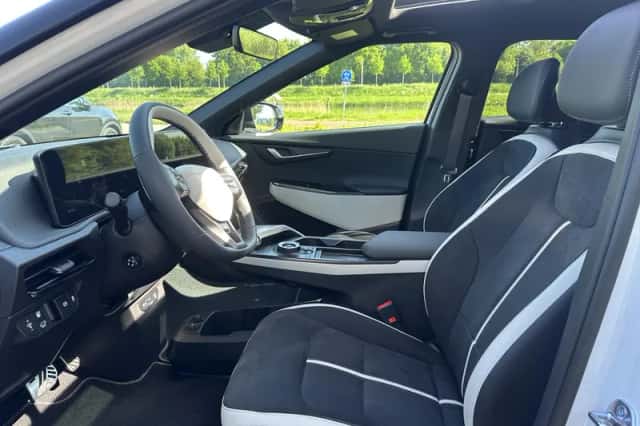 Kia EV6 (2025) thumbnail 2