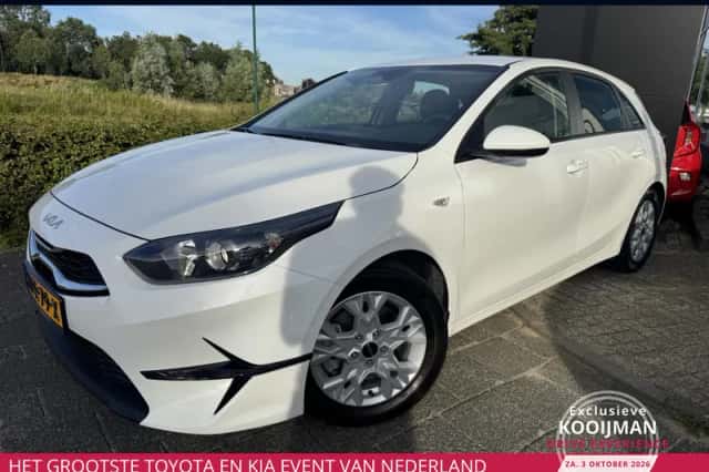 Kia Ceed (2025) thumbnail 1