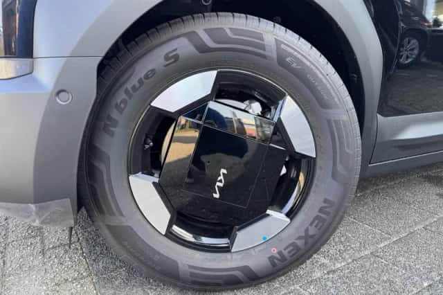 Kia PV5 (2026) thumbnail 2
