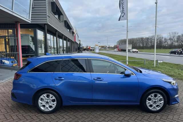 Kia Ceed (2024) thumbnail 4