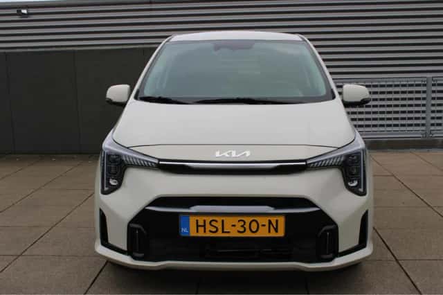 Kia Picanto (2025) thumbnail 2