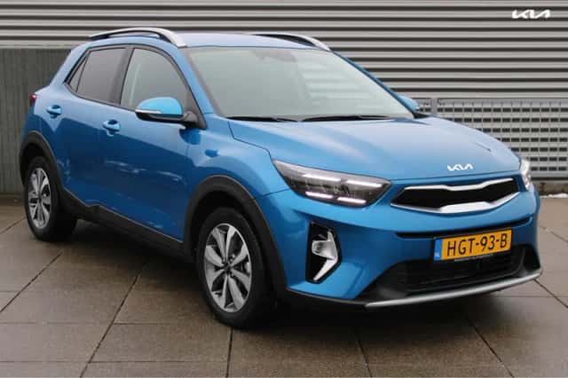 Kia Stonic (2025) thumbnail 2