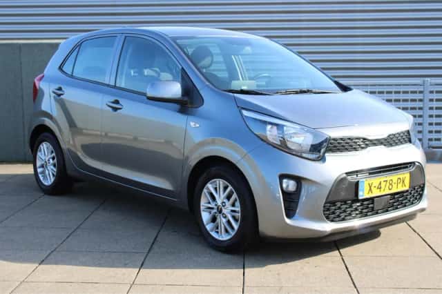 Kia Picanto (2024) thumbnail 2