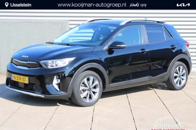 Kia Stonic (2022) thumbnail 1