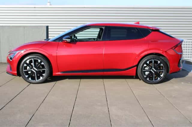 Kia EV6 (2026) thumbnail 2
