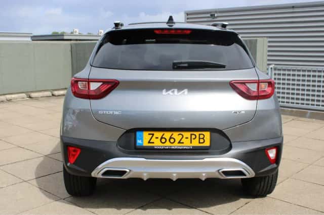 Kia Stonic (2024) thumbnail 5