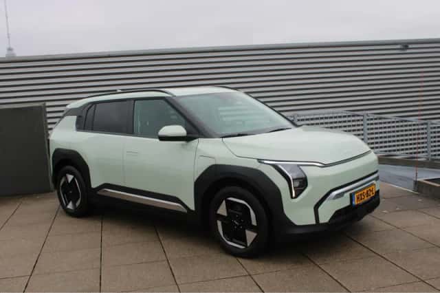 Kia EV3 (2025) thumbnail 2