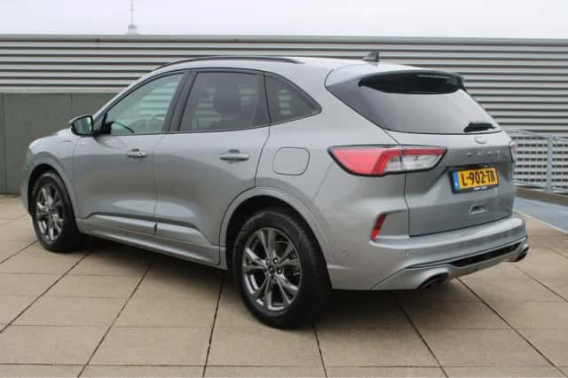 Ford Kuga (2020) thumbnail 5