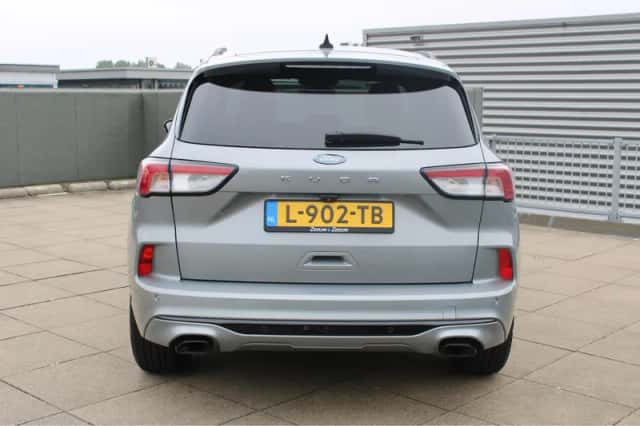 Ford Kuga (2020) thumbnail 6