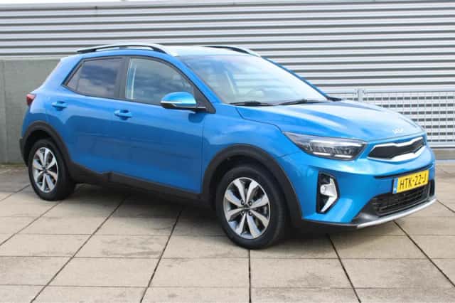 Kia Stonic (2025) thumbnail 2