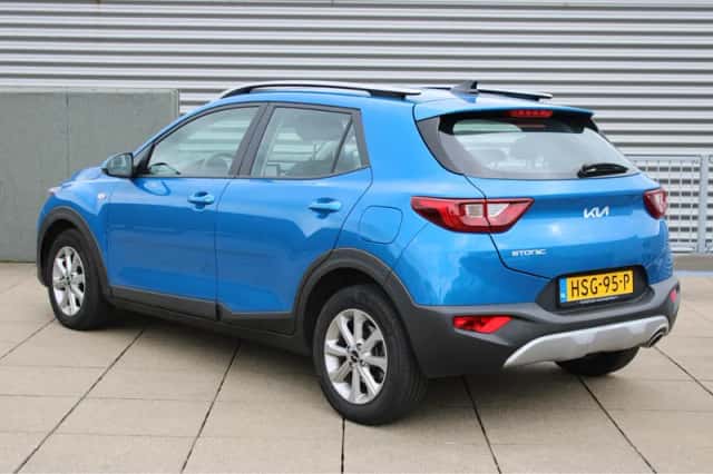 Kia Stonic (2025) thumbnail 5
