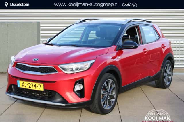 Kia Stonic (2019) thumbnail 1