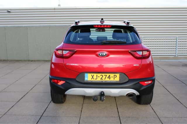 Kia Stonic (2019) thumbnail 6