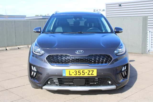 Kia Niro (2021) thumbnail 3
