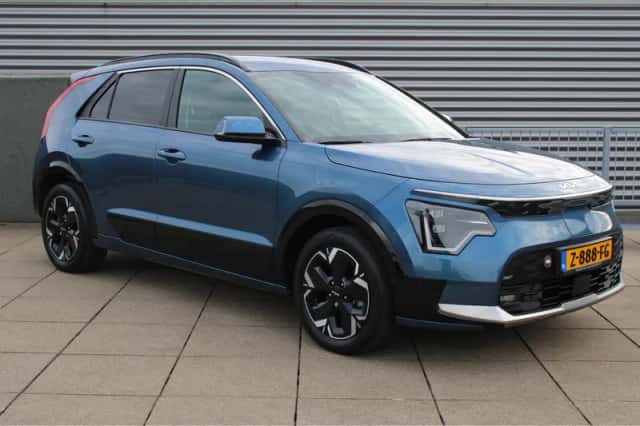 Kia Niro EV (2024) thumbnail 2