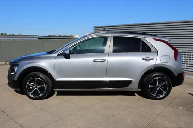 Kia Niro (2022) thumbnail 2