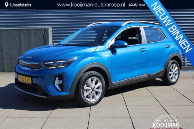Kia Stonic (2025) thumbnail 1