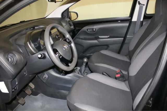 Toyota ProAce Worker (2024) thumbnail 2