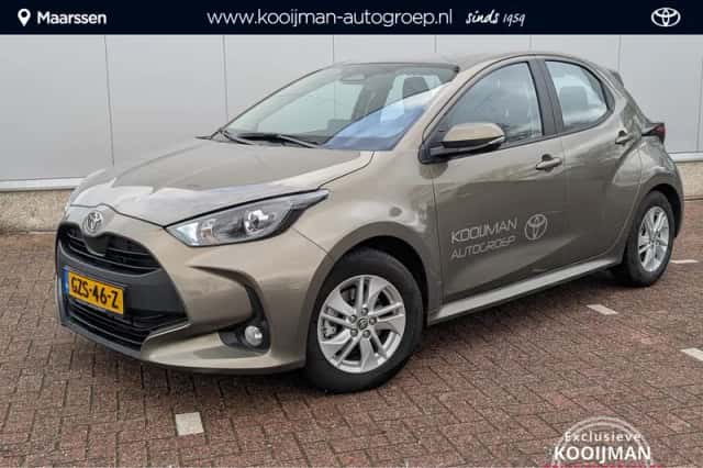 Toyota Yaris (2025) thumbnail 1
