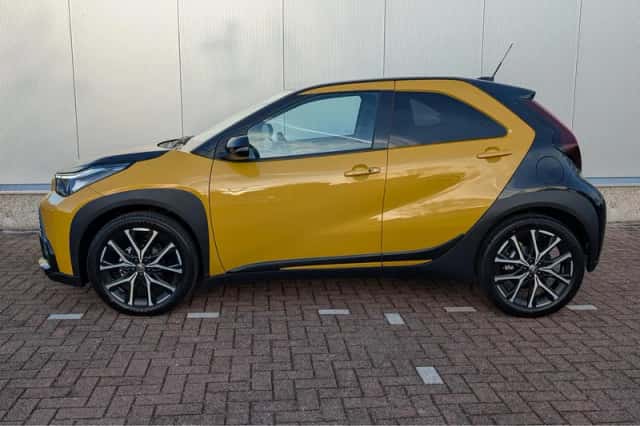 Toyota Aygo X (2025) thumbnail 3