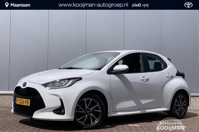 Toyota Yaris (2022) thumbnail 1