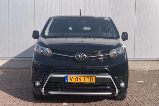 Toyota Proace (2025) thumbnail 3