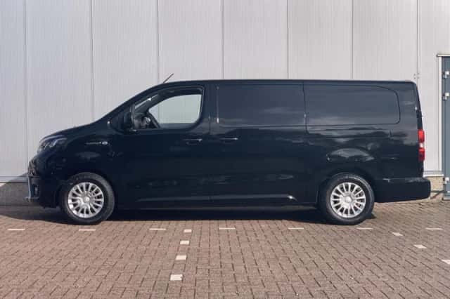 Toyota Proace (2025) thumbnail 4