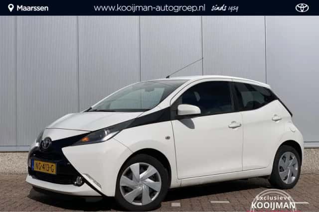 Toyota Aygo (2017) thumbnail 1