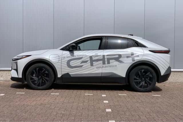Toyota C-HR+ (2026) thumbnail 4