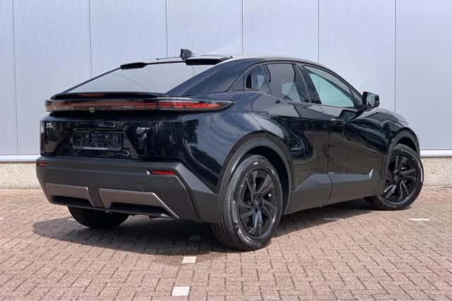Toyota C-HR+ (2026) thumbnail 2