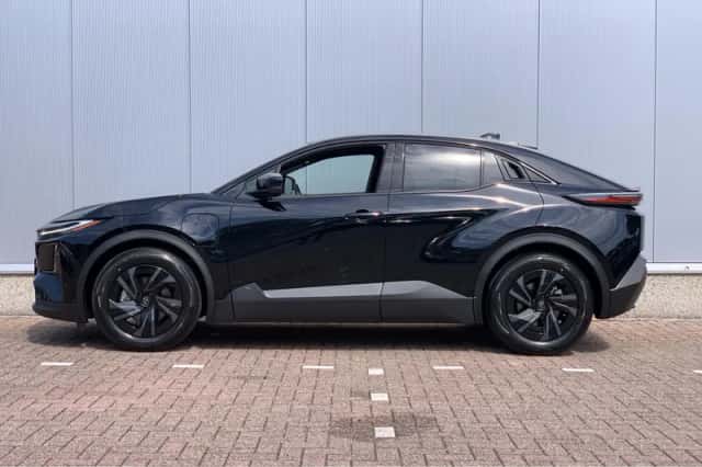 Toyota C-HR+ (2026) thumbnail 4