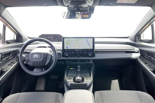 Toyota C-HR+ (2026) thumbnail 5